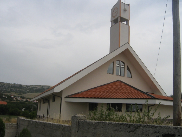 Naše znamenitosti - naša crkva_1